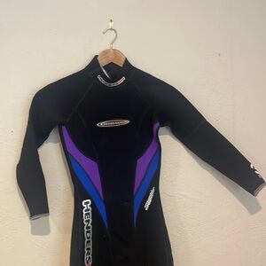 Henderson wet suit